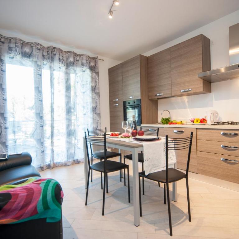 Appartamenti Residence Giardini CENTRALISSIMO AL MARE - Two-Bedroom Apartment with Balcony and Sea View - 25