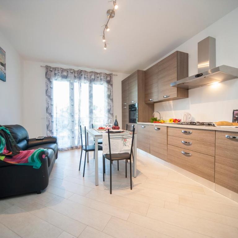 Appartamenti Residence Giardini CENTRALISSIMO AL MARE - Two-Bedroom Apartment with Balcony and Sea View - 30