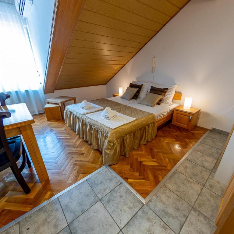 Villa Demadino - Dvokrevetna Soba sa Bračnim Krevetom - 10