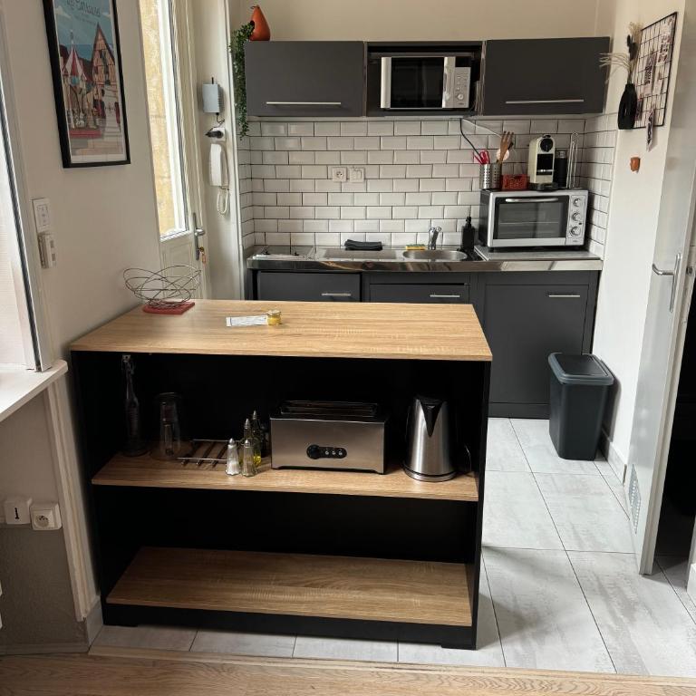 Studio Le Bareuzai - One-Bedroom Apartment - 27