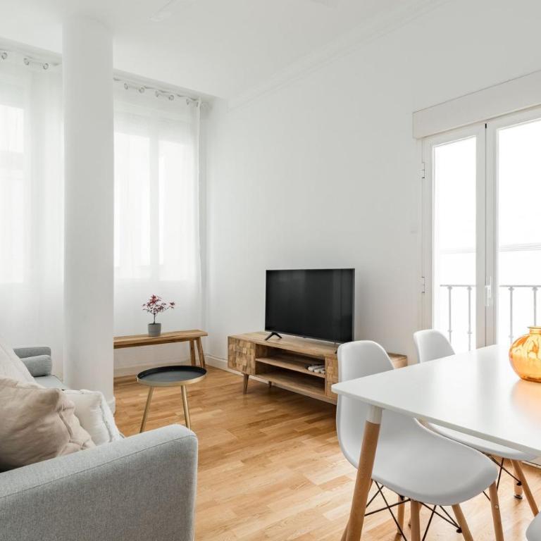 GuestReady - Spanish Pulse near Plaza Mayor - Two-Bedroom Apartment - 14