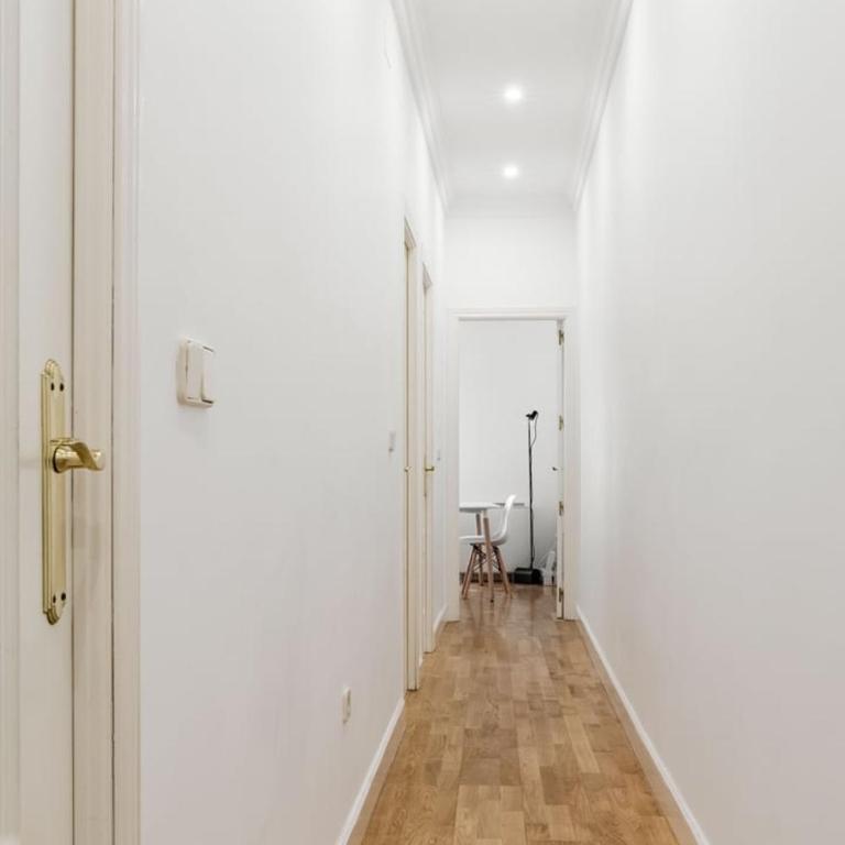 GuestReady - Spanish Pulse near Plaza Mayor - Two-Bedroom Apartment - 19