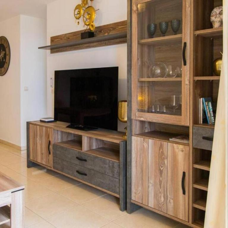 Sunny Ocean View Terrace 3BR Retreat by the Ocean Costa Adeje - Apartamento de 3 dormitorios - 43