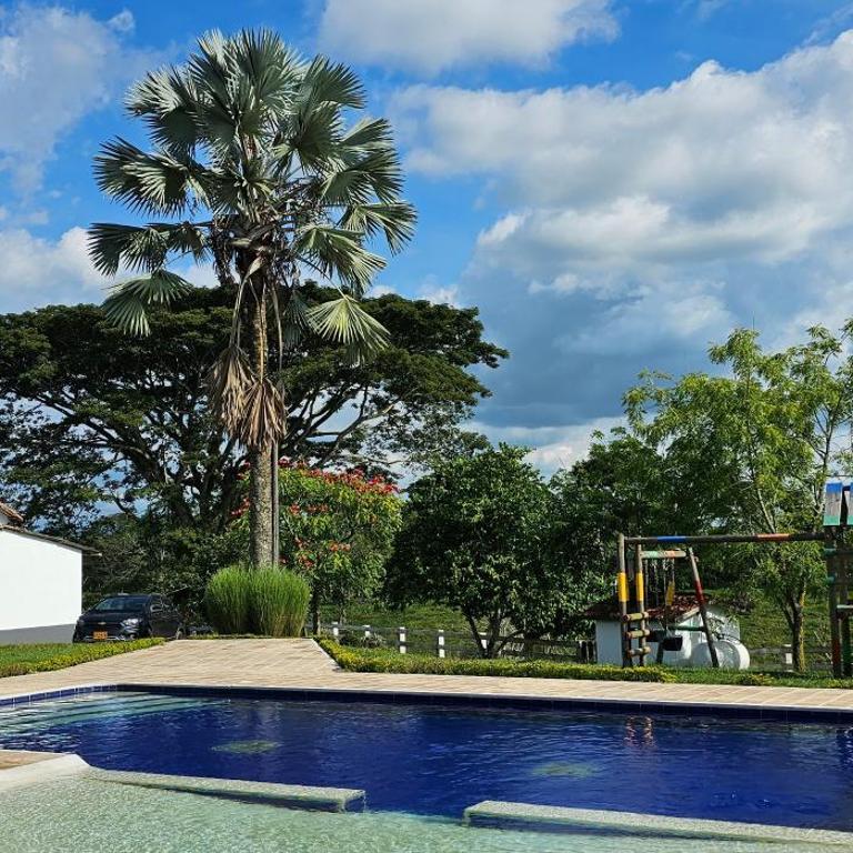 Hacienda Parceros Group Morelia - Casa de 5 dormitorios - 2