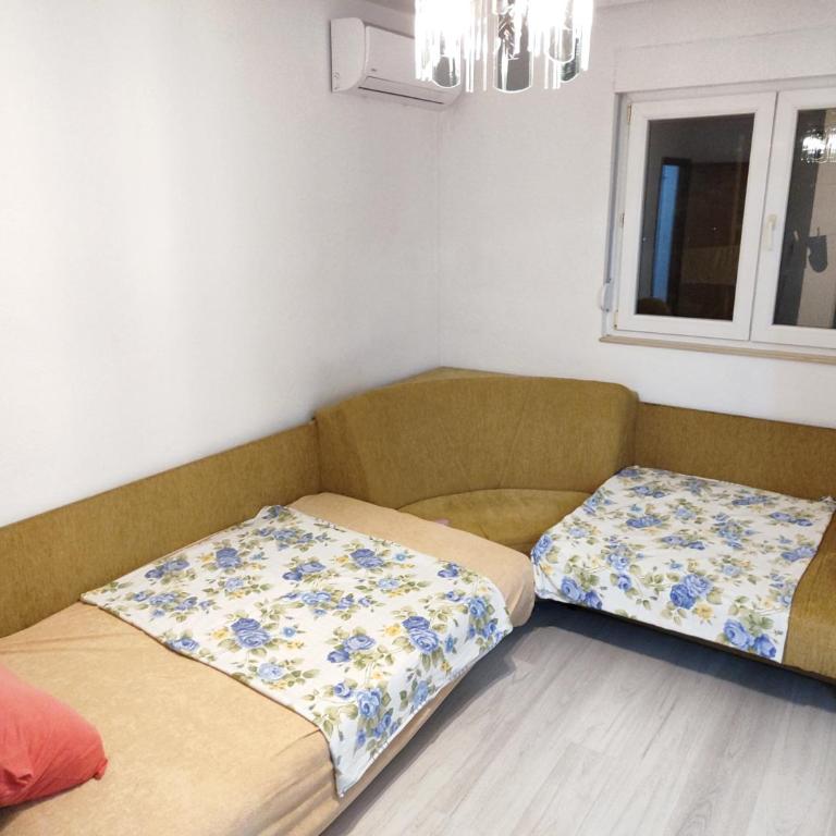 NicePlace - Two-Bedroom Apartment - 18