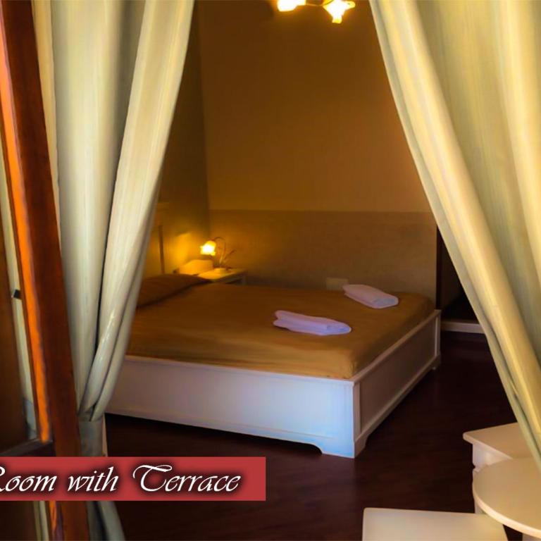 Bed & Breakfast Medea - Superior Double or Twin Room with Terrace - 5