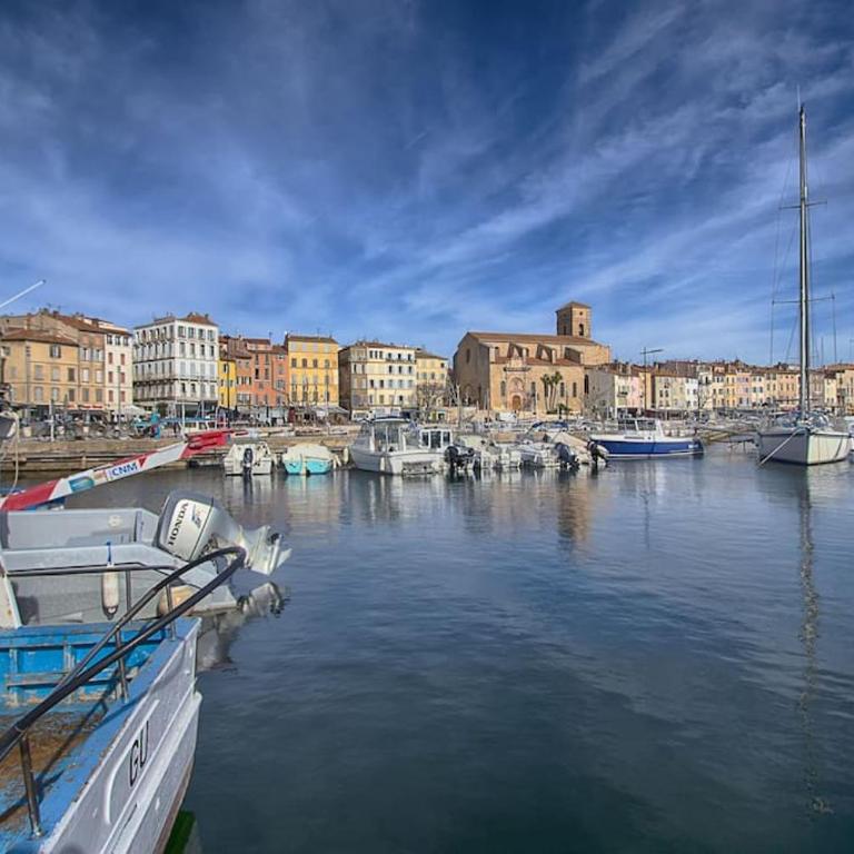 Cahino, déco contemporaine, clim, parking - Two-Bedroom Apartment - 26