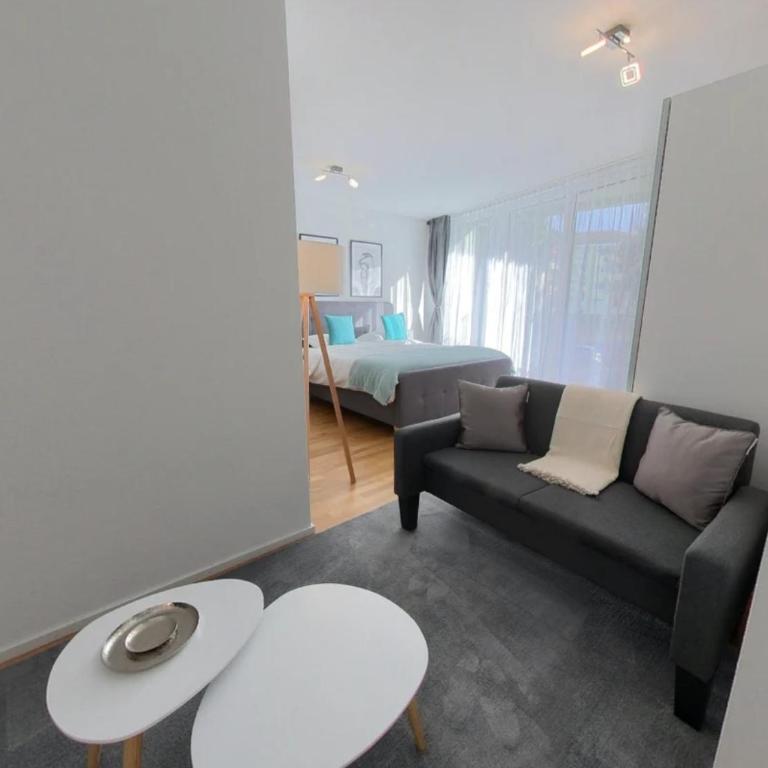 Lausanne City Center Apartments, Minutes Away from the Lake! AM53 - Standard Doppelzimmer - 2