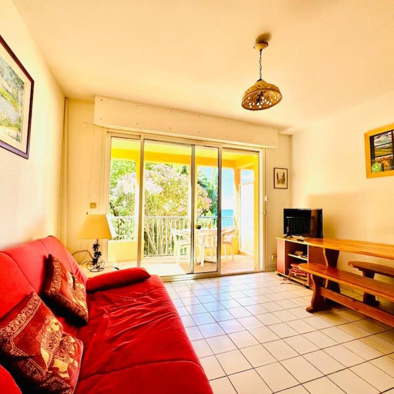 Le Grand Large - One-Bedroom Apartment - 6