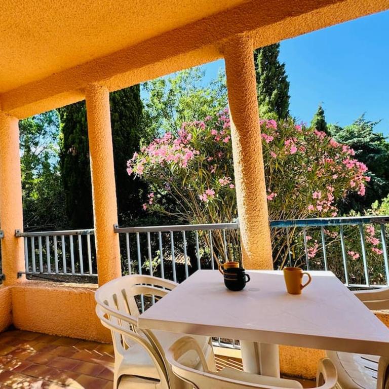 Le Grand Large - One-Bedroom Apartment - 8