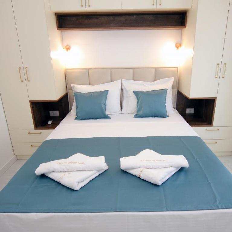Venima luxury Seaview Pine Apartment - Two-Bedroom Apartment with Sea View - 24
