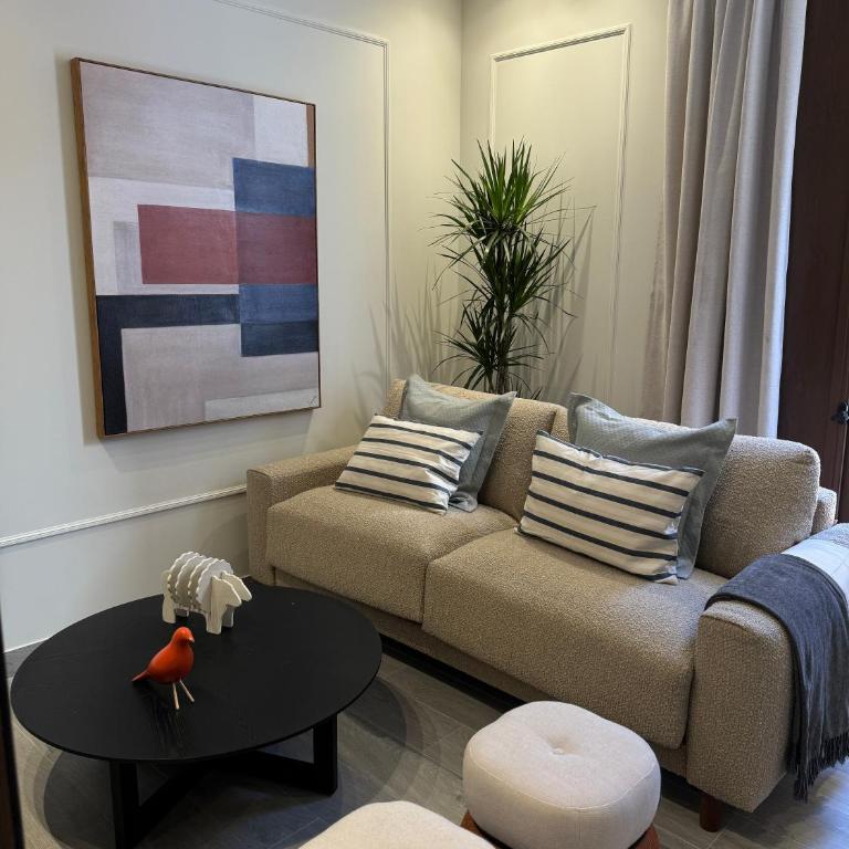 Suspiro Penthouse 301 by Florentia Homes - Superior One-Bedroom Apartment - 11