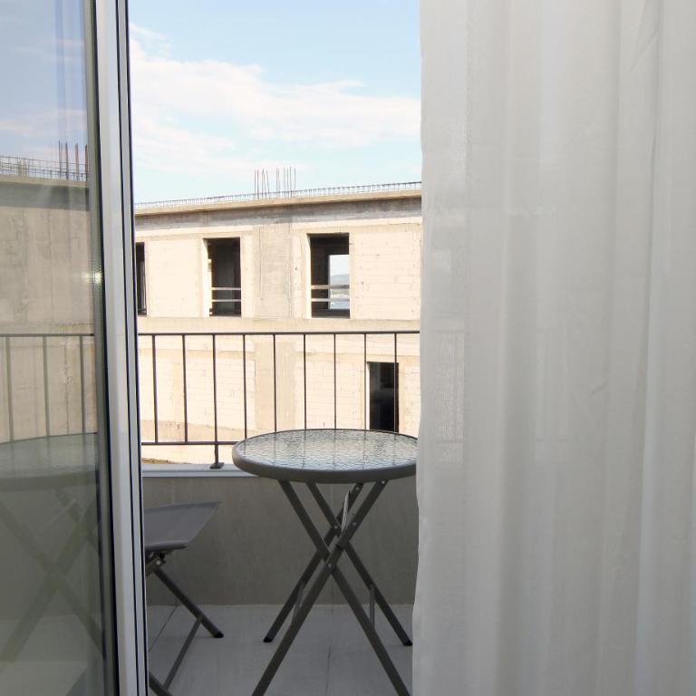 Venima luxury Seaview Pine Apartment - Two-Bedroom Apartment with Sea View - 71