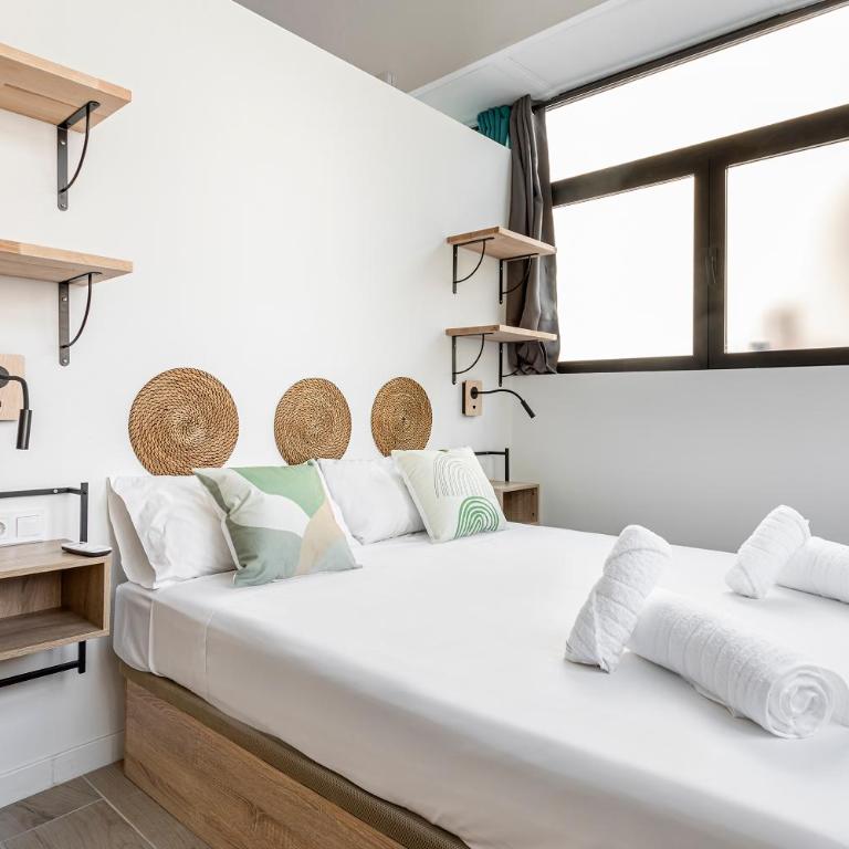 Marie Curie Flats, Lovely Loft - One-Bedroom Apartment - 6