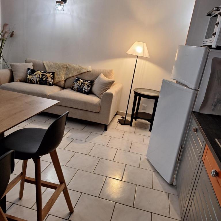 Mimilou Mont St Loup piscine privée - Appartement 1 Chambre - 14