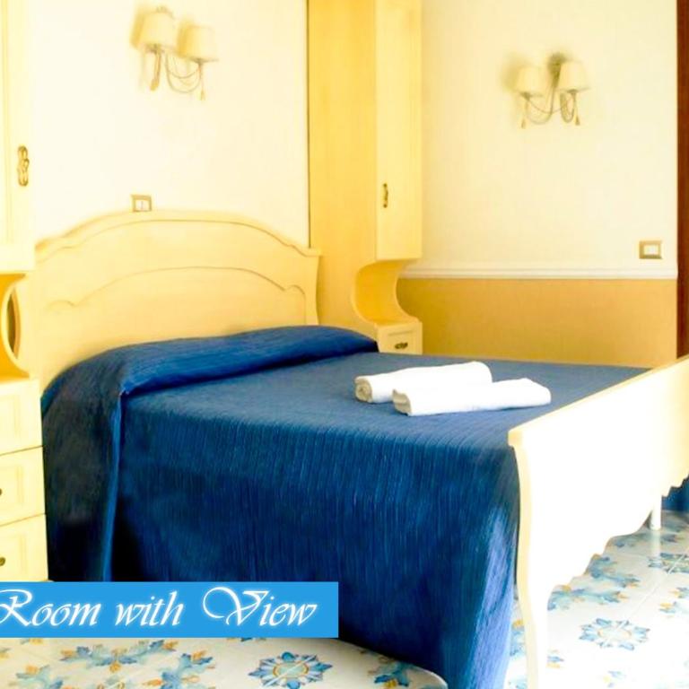 Bed & Breakfast Medea - Double Room with extra bed and View - 5