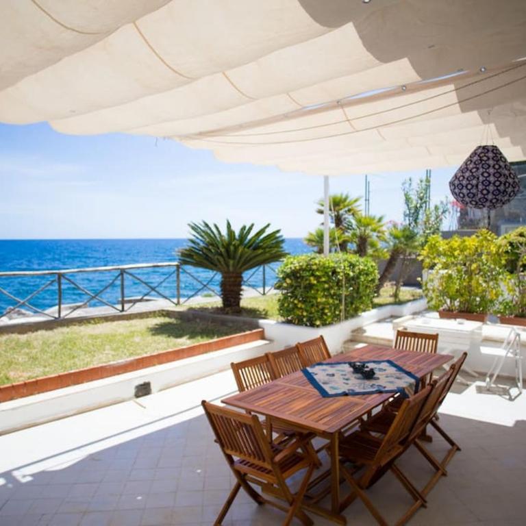 Villa sul mare con accesso privato, Terrazza vista mare, Wi-Fi con Fibra FTTH da 2,5 giga - Villa Fronte Spiaggia - 8