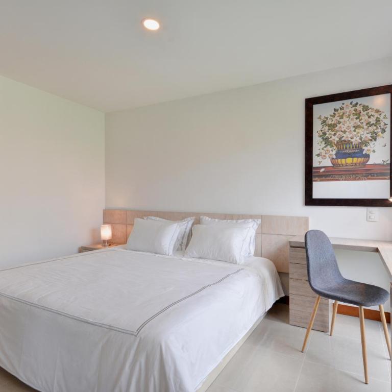 Blux Apartments Medellin - Apartamento de 1 dormitorio con balcón y vistas a la montaña - 3