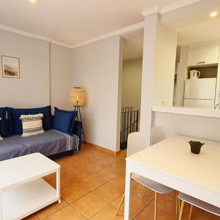 APARTAMENTOS PAR TRES - Oliva Nova - Apartamento - 2 niveles - 24