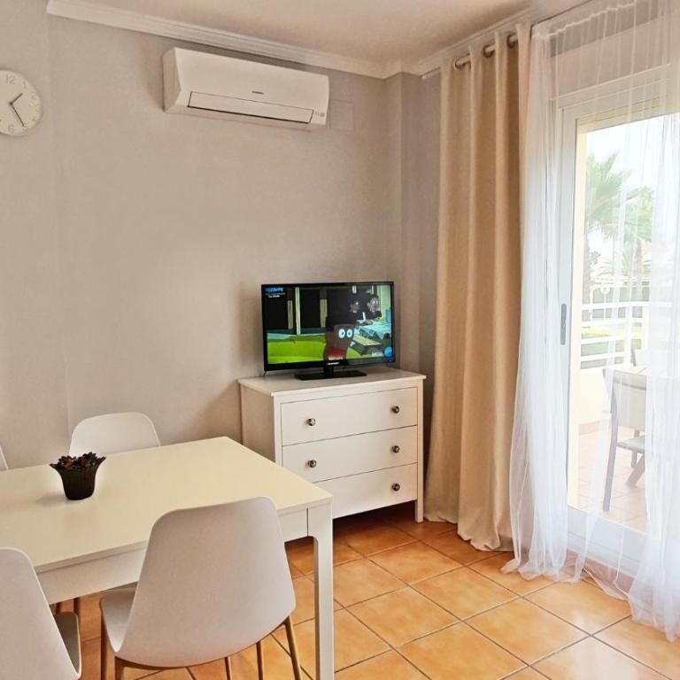 APARTAMENTOS PAR TRES - Oliva Nova - Apartamento - 2 niveles - 28
