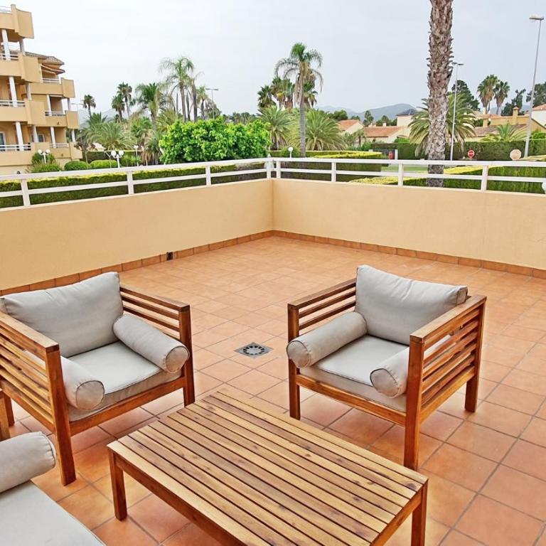 APARTAMENTOS PAR TRES - Oliva Nova - Apartamento - 2 niveles - 30
