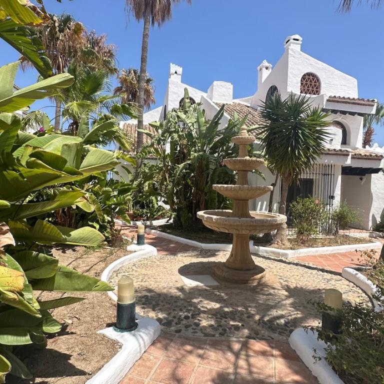 Marina View - Three-Bedroom House - 1