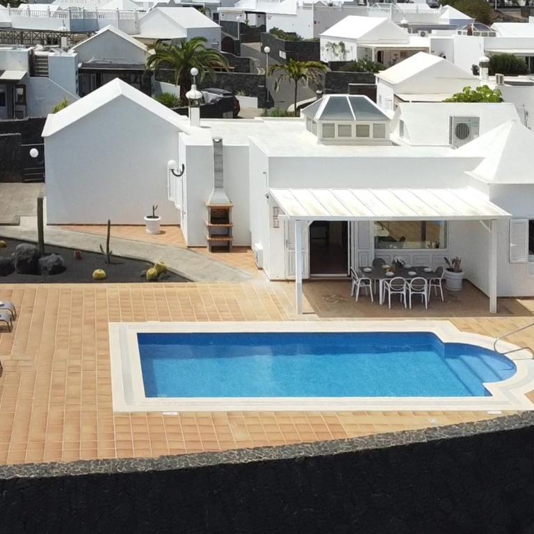 Casa ELENA - Three-Bedroom Villa - 18