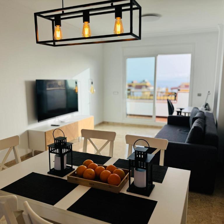 Casa Heidi - Pool - Sunsets - Ocean - Cliffs - Two-Bedroom Apartment with Terrace and Sea View - 24