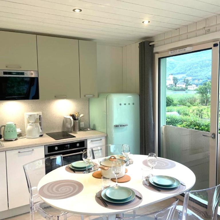 La Baie des Voiles 2 chambres 4 à 6 personnes au bord du lac plage privée - Appartement 2 Chambres - Vue sur Lac - 4