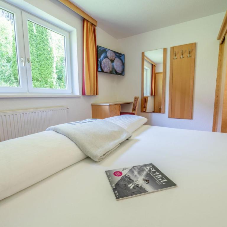Haus Waldhof - Apartment mit 2 Schlafzimmern und Balkon - 7