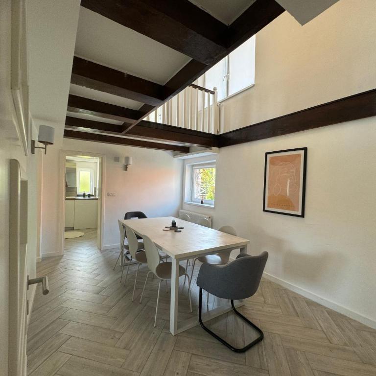 Inn Nature - Three-Bedroom House - 11