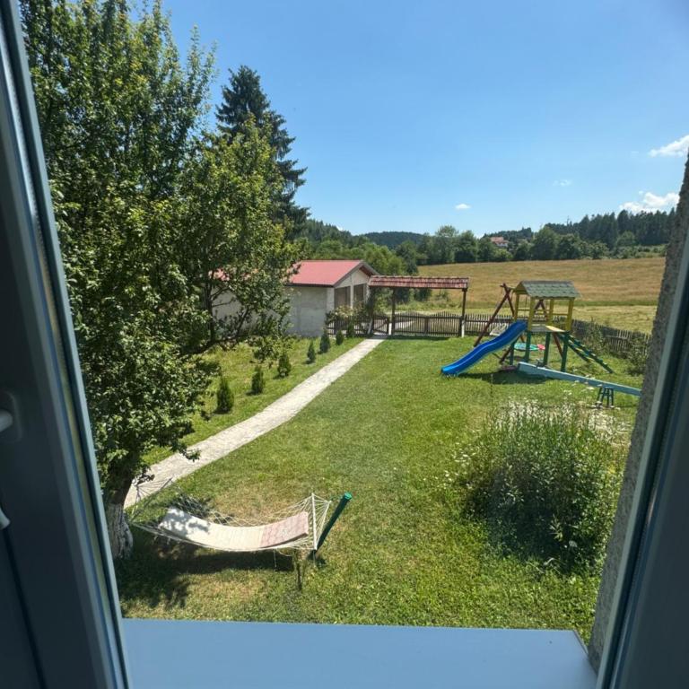 Inn Nature - Three-Bedroom House - 34