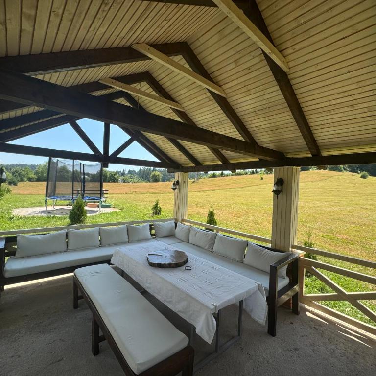 Inn Nature - Three-Bedroom House - 50