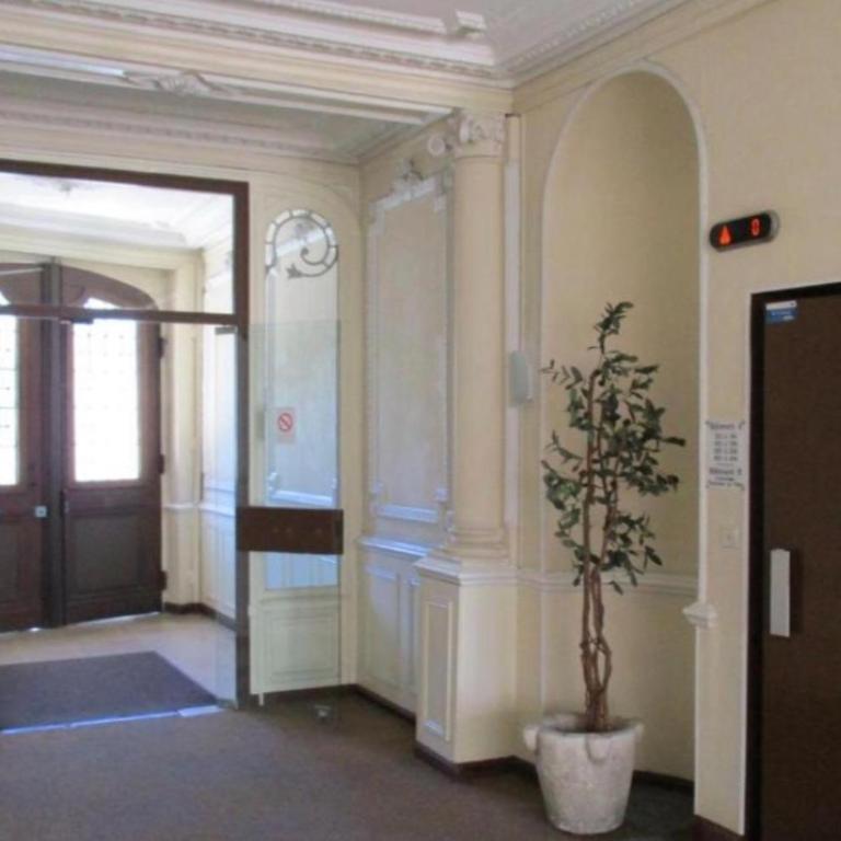 LE SPLENDID - Hypercentre - Proche Opéra & Parcs - Thermes - Appartement 1 Chambre - 87