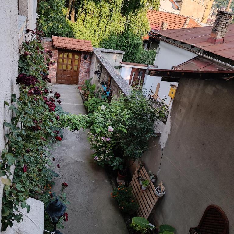 ABAGuesthouse - Two-Bedroom Apartment with City View - 32