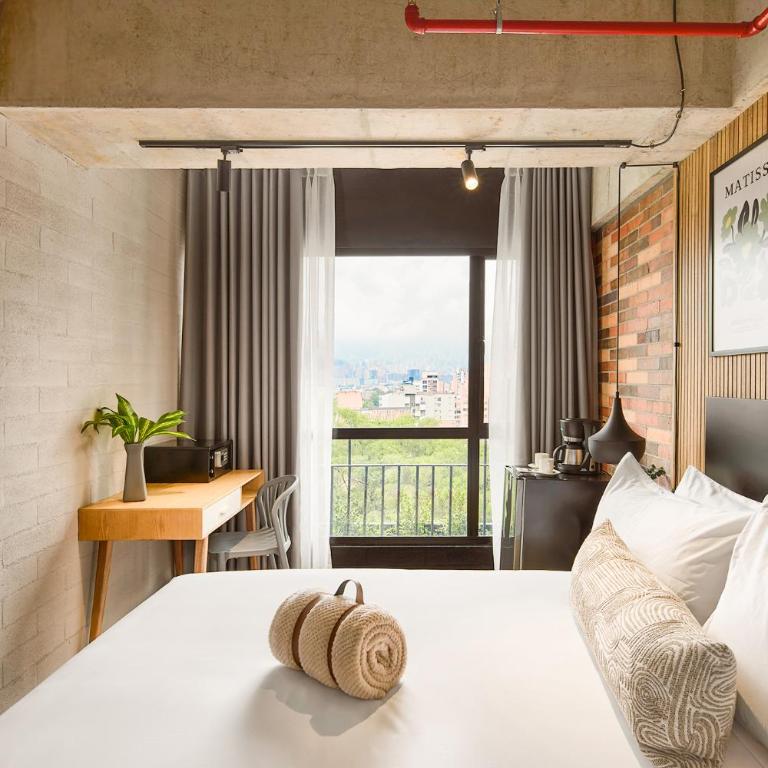 Urbit Social Lofts - Executive Suite - 5