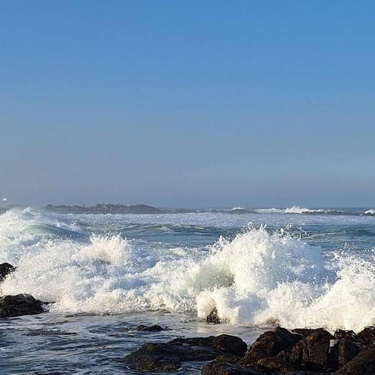 Total descanso frente al mar - Three-Bedroom Apartment - 8