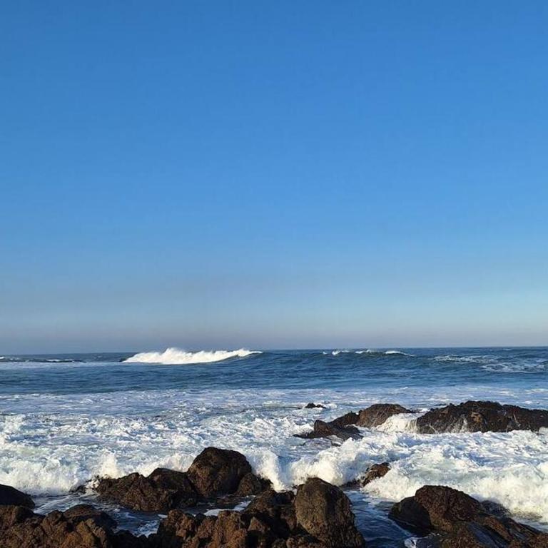 Total descanso frente al mar - Three-Bedroom Apartment - 10