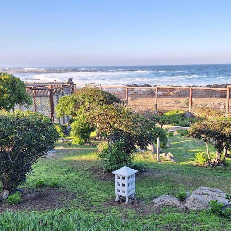 Total descanso frente al mar - Three-Bedroom Apartment - 24