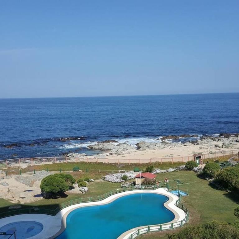 Total descanso frente al mar - Three-Bedroom Apartment - 1