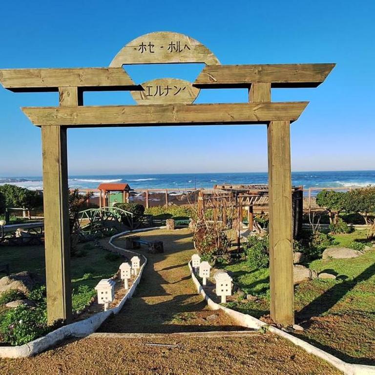Total descanso frente al mar - Three-Bedroom Apartment - 40