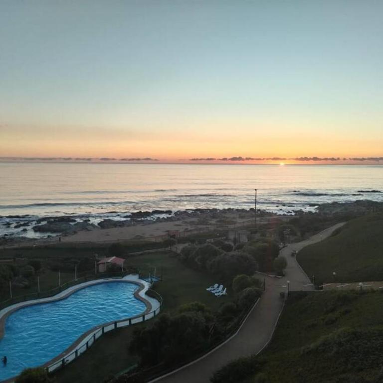 Total descanso frente al mar - Three-Bedroom Apartment - 58