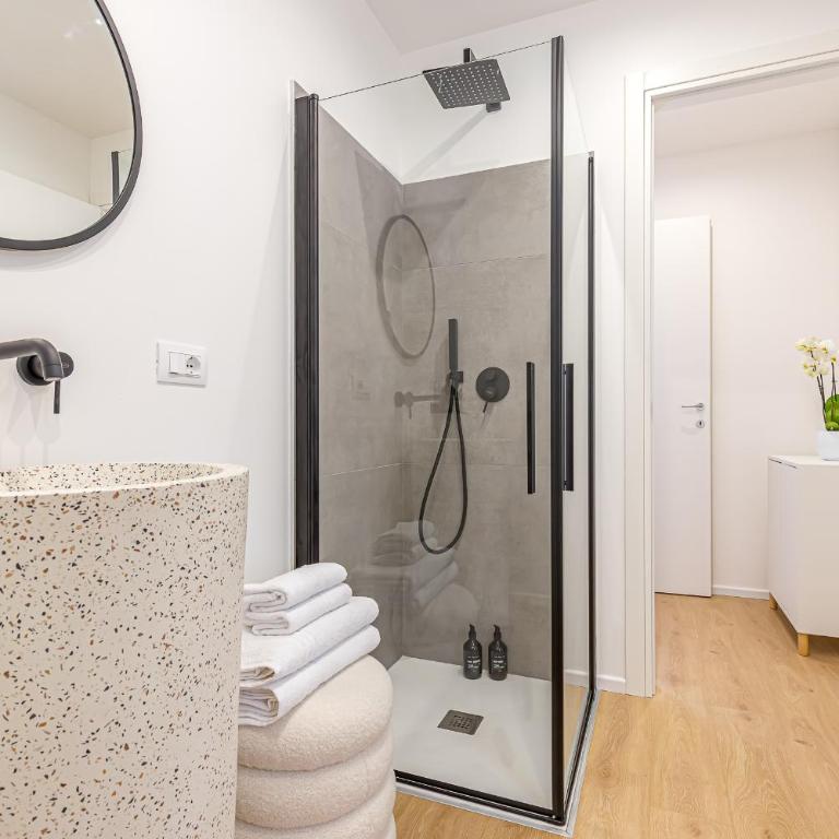 Goldie&Leon rooms Cernobbio - Camera Tripla con Bagno Privato - 5