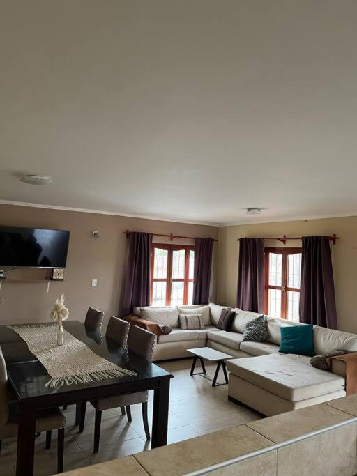 Salta Casa El rodeo - Three-Bedroom House - 1