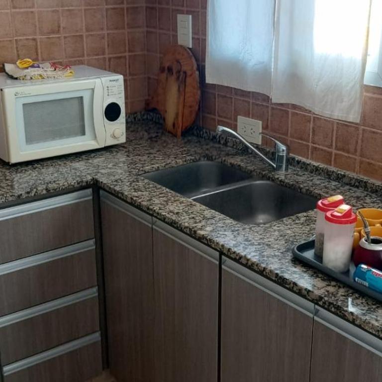 Departamentos con piscina Calefaccionados en pleno centro Santa Teresita - Apartamento - 6