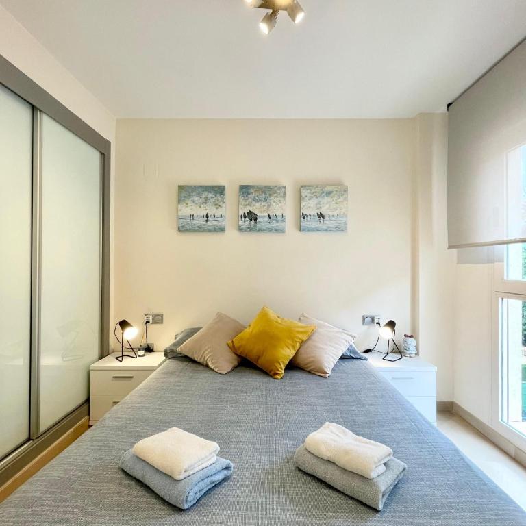 Bonito apartamento en Denia con piscina y vistas - Three-Bedroom Apartment - 7