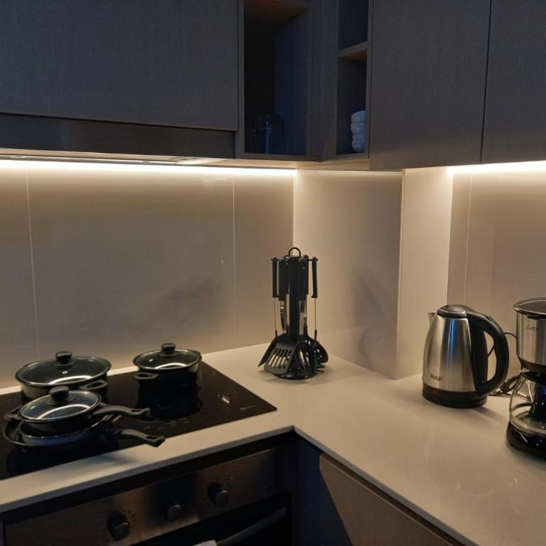 Hermoso y moderno departamento, nuevo, a pasos de la Quinta Vergara, cercano a los mejores atractivos de viña del mar, con maravillosa vista - Apartamento de 1 dormitorio - 18