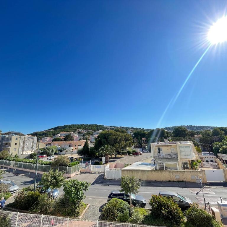 Studio cabine 4 pers, animaux admis, parking privé à Sète - FR-1-338-559 - Apartment - 1