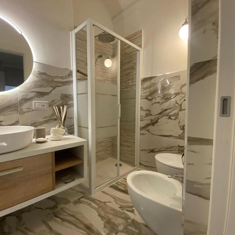 Flat in centro storico La casa di Luna - Appartamento con 2 Camere da Letto - 21