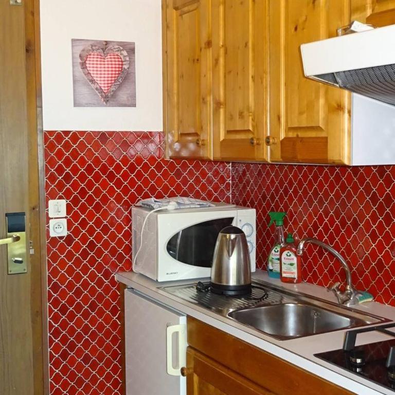 Location 2 pièces Les Gets, centre-ville, 4 pers., WiFi, draps et serviettes inclus - FR-1-802-6 - Apartment - 3